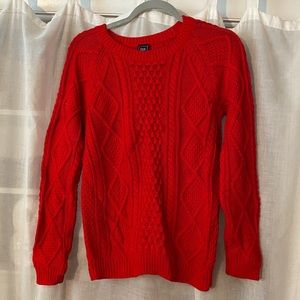 Red GAP sweater